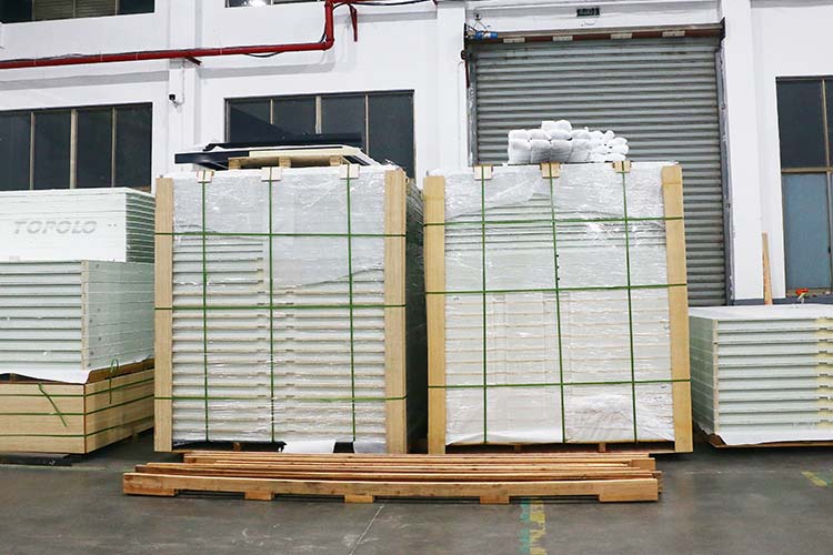 Sandwich Panel Manufacturing