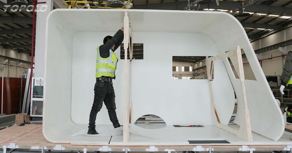 Thermoplastic Honeycomb Caravan Bodies