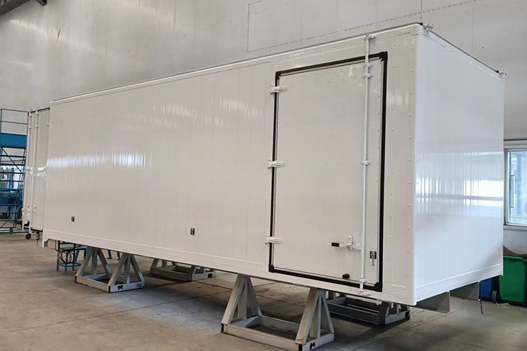 ALUMINUM BOX TRUCK BODIES