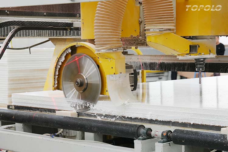 High-precision Machining for Honeycomb Box Truck Panels